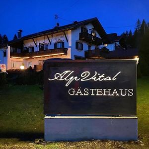 Gaestehaus Alpvital Aparthotel Klais Exterior photo