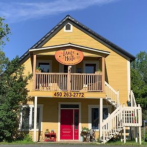 Auberge La Table D'Hote Hotel West Brome Exterior photo