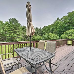 Mountain Escape Home With Deck, Fire Pit, Yard Benezette Exterior photo