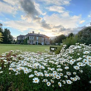 Sutton Hall Resort Thirsk Exterior photo