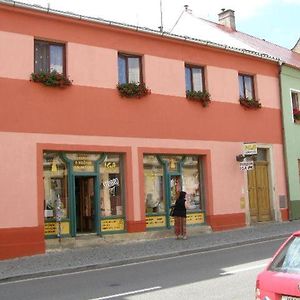 Penzion Iga Hotel Jindřichŭv Hradec Exterior photo