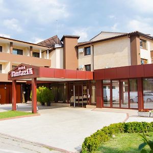 Hotel Fantazia Haskovo Exterior photo