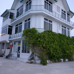 Baivaru Guesthouse Dhaandhoo Exterior photo