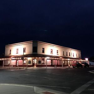 Cornucopia Hotel Wallaroo Exterior photo