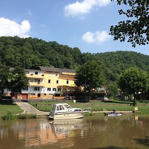 Gasthof Zum Lahntal Hotel Laurenburg Exterior photo