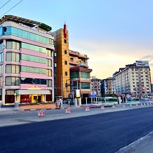 Cherry Hills Hotel Yangon Exterior photo