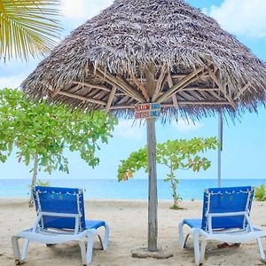 Yellow Bird Sea Hotel Negril Exterior photo