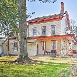 Centrally Located Apt In Victorian Mansion! Apartment Poughkeepsie Exterior photo