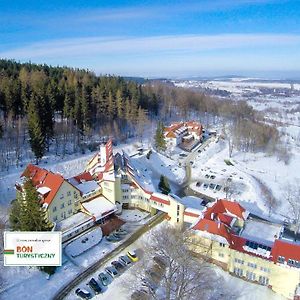 Klinika Mlodosci Medical Spa Hotel Swieradow-Zdroj Exterior photo