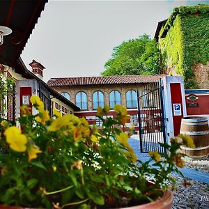 Foresteria Ristorante Conti Roero Bed & Breakfast Monticello d'Alba Exterior photo