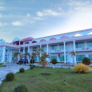 Apex Hotel Naypyidaw Exterior photo