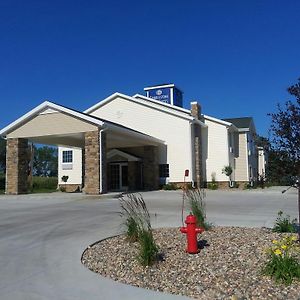 Cobblestone Inn & Suites - Hartington Exterior photo