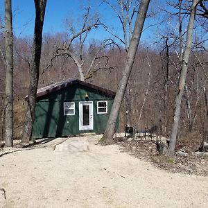 Emerald Little Lodge Elroy Exterior photo