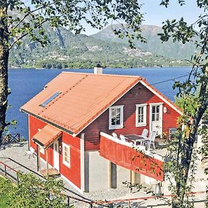 Nice Home In Vaksdal With House A Mountain View Stavenesli Exterior photo
