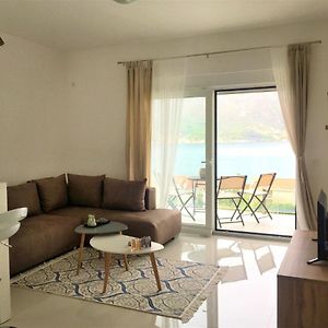 Cosy Apartment With Panoramic View Of Kotor Bay Exterior photo