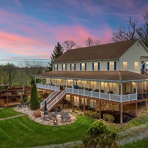 Stunning Former Winery With Pool And Mtn Views! Villa Berryville Exterior photo