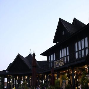 Sky Lake Inle Resort Nyaungshwe Township Exterior photo