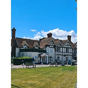 The Manor Hotel Hillingdon Exterior photo