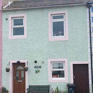 West View Cottage In Seaside Village Of Allonby Cumbria Exterior photo