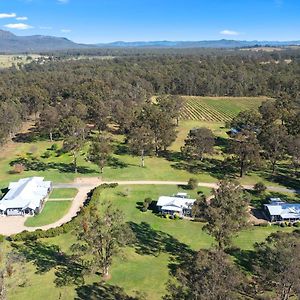 The Grange On Hermitage Bed & Breakfast Pokolbin Exterior photo