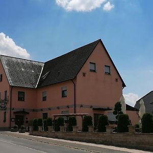 Landgasthof Niebler Hotel Adelsdorf Exterior photo