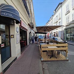 Hotel Des Lices - Angers Exterior photo