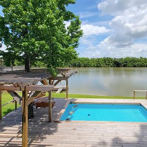 Home On San Jacinto River With Hot Tub, Deck And Grill Houston Exterior photo