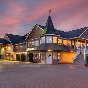 Best Western Inn At Penticton Exterior photo