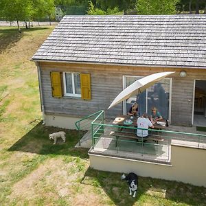 Les Chalets De La Vallee Du Bes Saint-Juéry Exterior photo