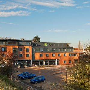 Holiday Inn Express Cambridge Duxford M11 Jct 10, An Ihg Hotel Exterior photo