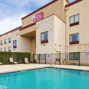 Best Western Plus Austin Airport Inn & Suites Exterior photo