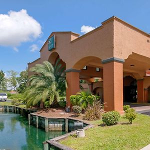 Quality Inn & Suites Jacksonville-Baymeadows Exterior photo