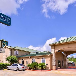 Quality Inn & Suites Beaumont Exterior photo