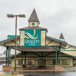 Quality Inn Gaylord Exterior photo