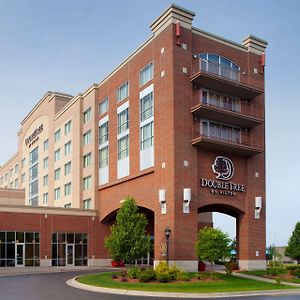 Doubletree By Hilton Bay City - Riverfront Hotel Exterior photo