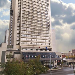 Doubletree By Hilton London Hotel Exterior photo