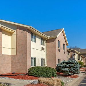 Comfort Inn & Suites Paw Paw Exterior photo