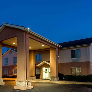 Super 8 By Wyndham Frankfort In Hotel Exterior photo