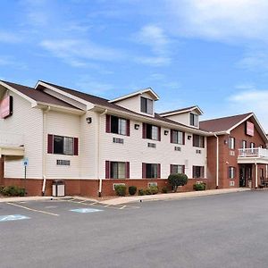 Econo Lodge Inn & Suites Shelbyville Exterior photo