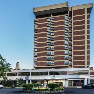 Holiday Inn & Suites Pittsfield-Berkshires By Ihg Exterior photo