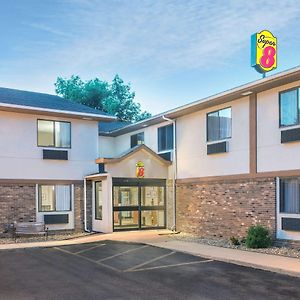 Super 8 By Wyndham Tilton/Lake Winnipesaukee Exterior photo