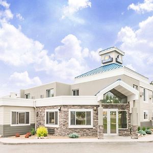 Days Inn By Wyndham Bismarck Exterior photo