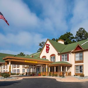 Red Roof Inn & Suites Stafford, Va Exterior photo