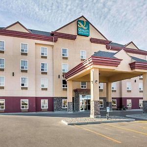 Quality Inn & Suites Lethbridge Exterior photo