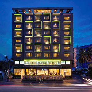 Hotel Stadium Yangon Exterior photo