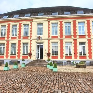 Chateau De Moulin Le Comte Bed & Breakfast Aire-sur-la-Lys Exterior photo