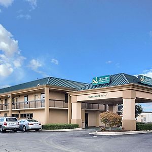 Quality Inn & Suites Franklin Exterior photo