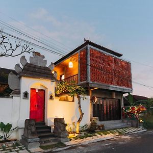 Rumah Paros & Gallery Hotel Sukawati  Exterior photo