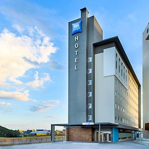 Ibis Budget Curitiba Aeroporto Hotel São José dos Pinhais Exterior photo