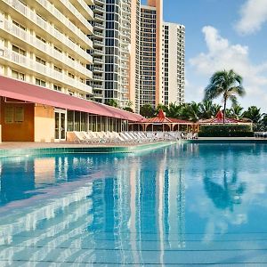 Ramada Marco Polo Aparthotel Sunny Isles Beach Exterior photo